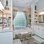 wyndcroft995