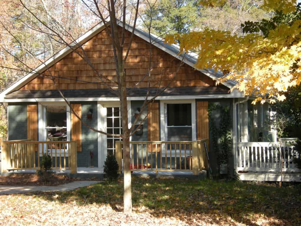 Old Charlotte Neighborhoods > Cotswold Charlotte NC