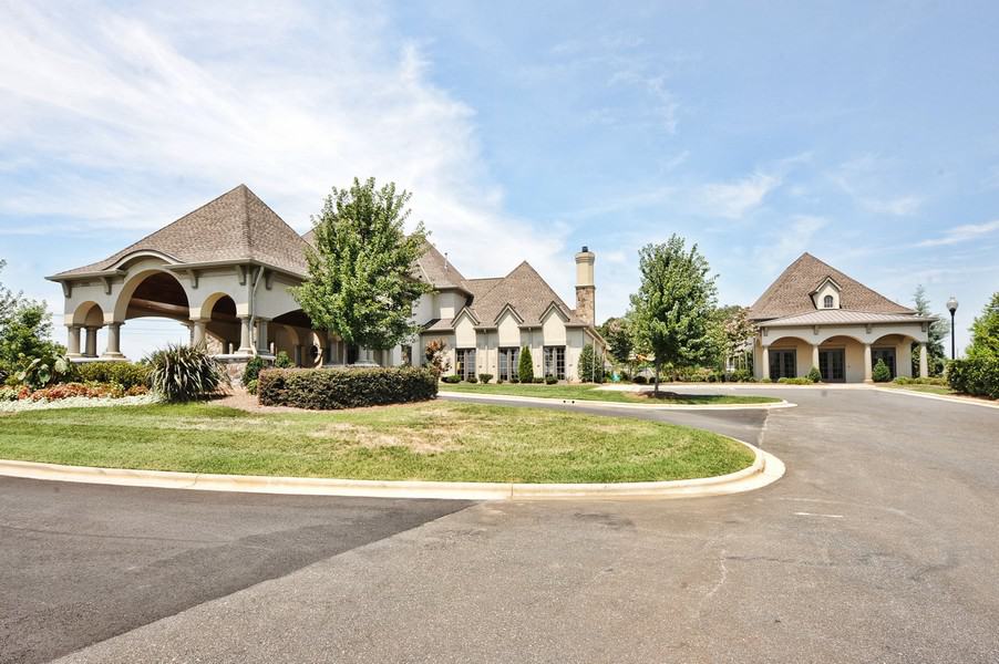 Providence Downs South Home 1,165,000 SOLD in 8 DAYS! Houses for