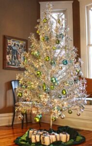 Savvy's Elizabeth Office in Charlotte NC for the Holidays