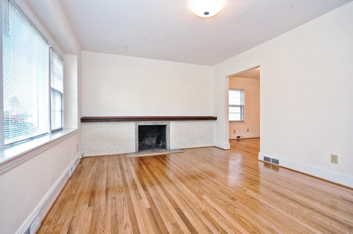 1804 DeArmon Drive Charlotte NC 28205 SOLD in Midwood Houses for