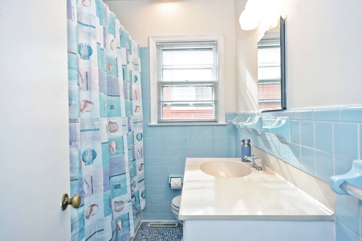 1804 DeArmon Drive Charlotte NC 28205 SOLD in Midwood Houses for