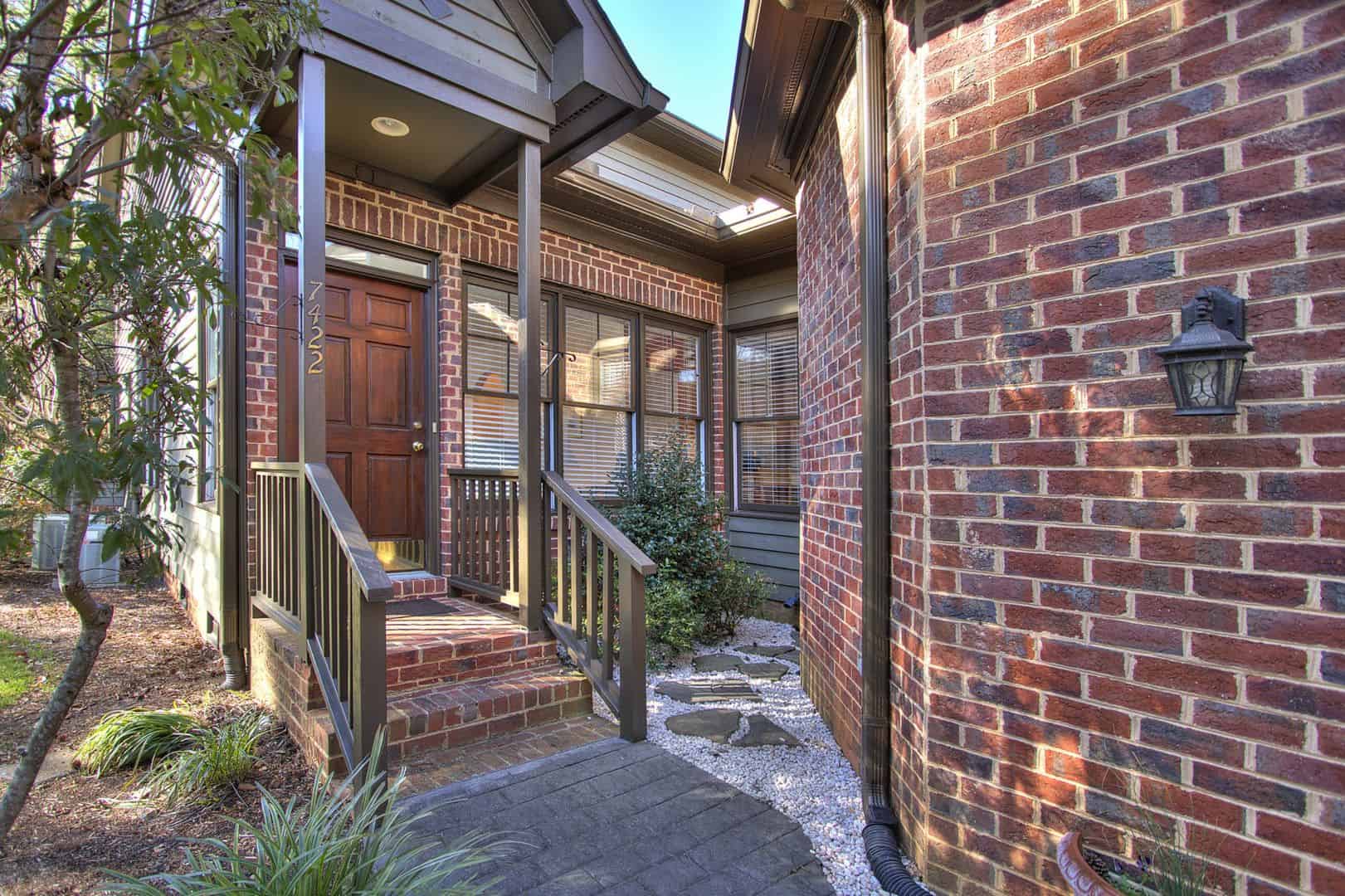 7422 Newmans Lane Charlotte NC 28270 Private, Immaculate SouthPark