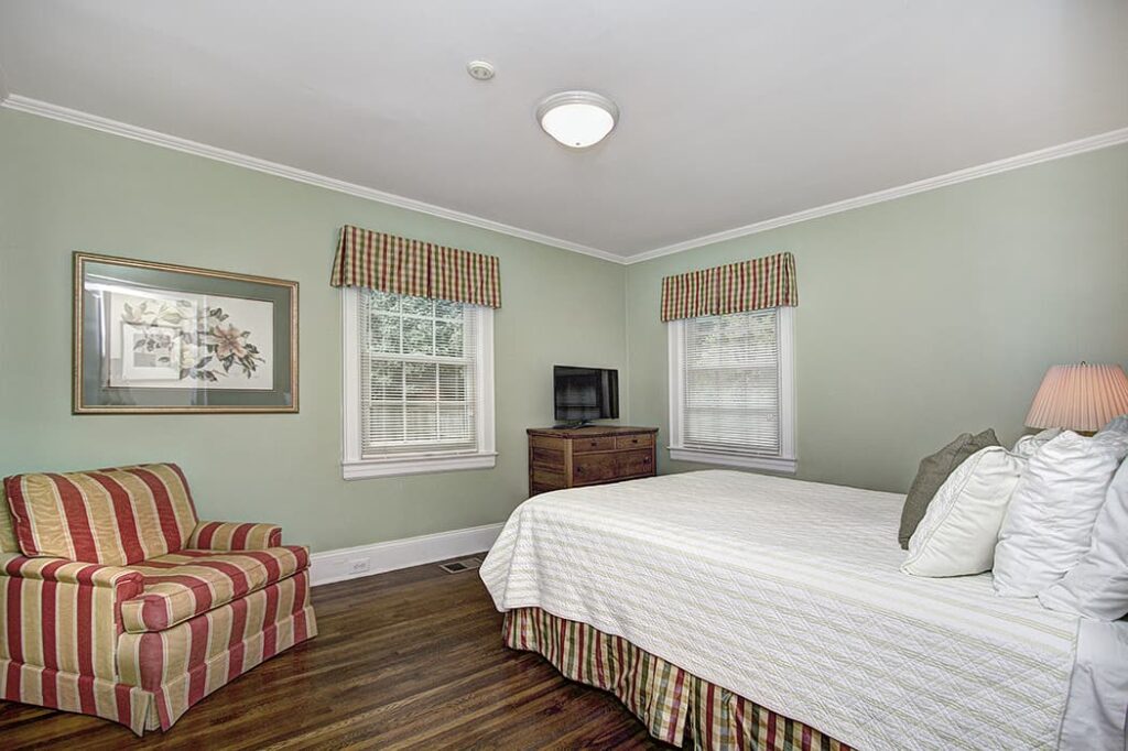 HOT Dilworth Charlotte Bungalow SOLD!! Charlotte NC Homes for Sale By The Maxwell House