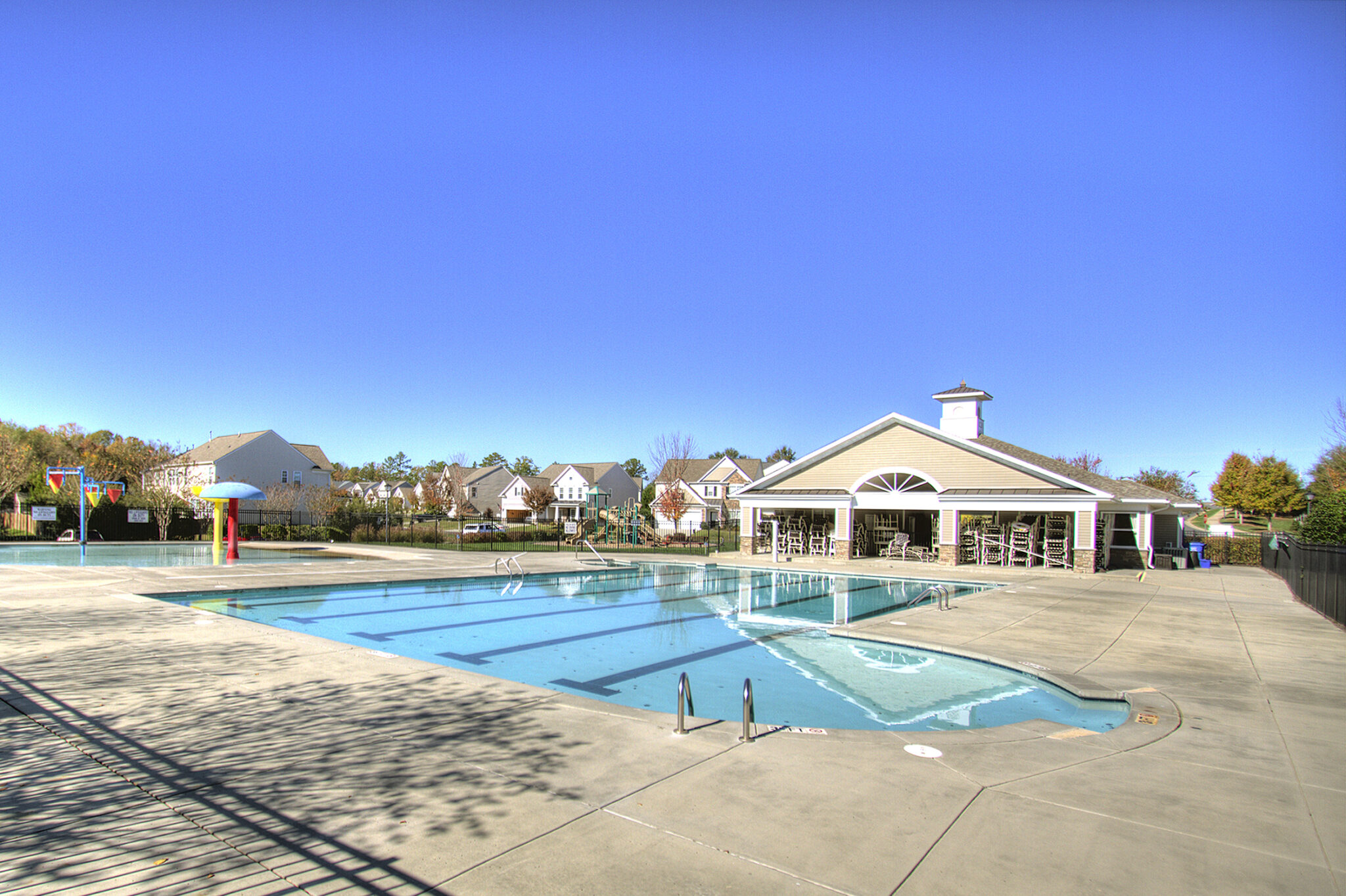 Beautiful Home in Highly Desirable Belair at Carolina Lakes! Houses